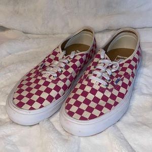 Vans pink checkered sneaker
